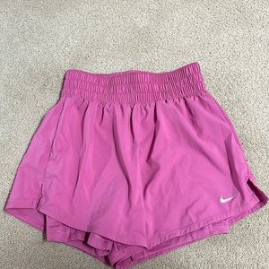 Nike Short Women’s XS 2-in-1